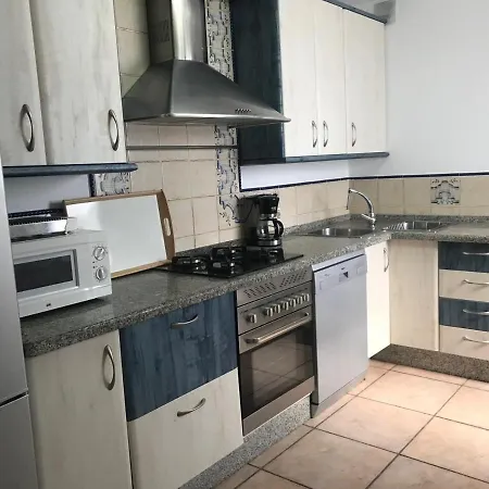 Ref 64 Adosado En Jardines De Zahara * Zahara de los Atunes